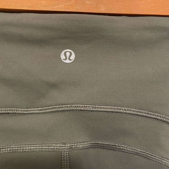 Lululemon Bootcamp Ready Tight - Picture 10 of 11